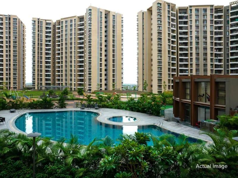 Pride World City Swimming Pool